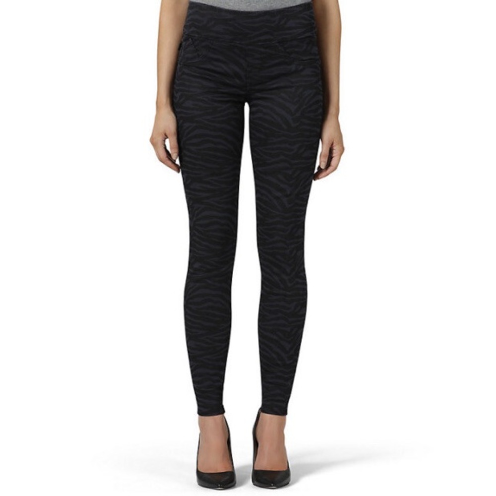 Rock & Republic Black Zebra Print pull on Jeggings